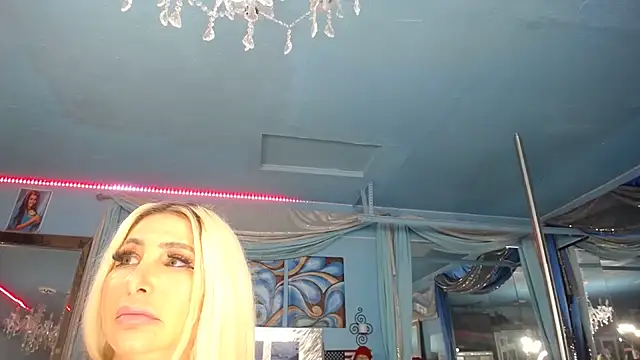 ADRIANNA_FOX's Live XXX Chat