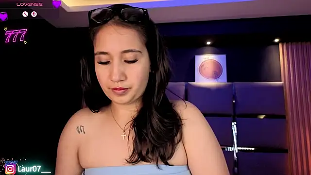 Chat XXX en directo de Lauroberts7