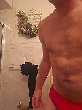 Czat XXX na żywo – FrankieFuckMeXX
