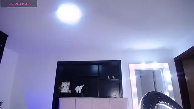 Chat +18 de Wendy_1_ ao vivo