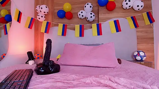 Auroraa_miller élő XXX-chatje