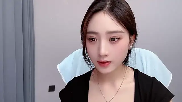 _222Mia 网络视讯表演