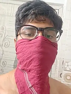 ahmed-768's Webcam Show