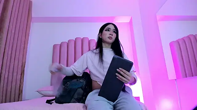 Lana_fox01's Webcam Show