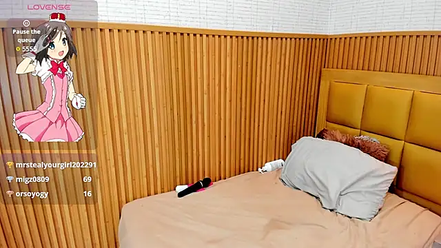 دردشة LOLAMAXI الجنسية المباشرة
