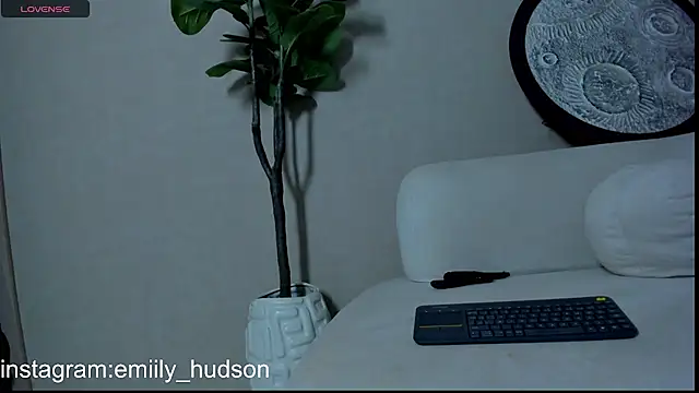 emily_huddson_ 웹캠 쇼