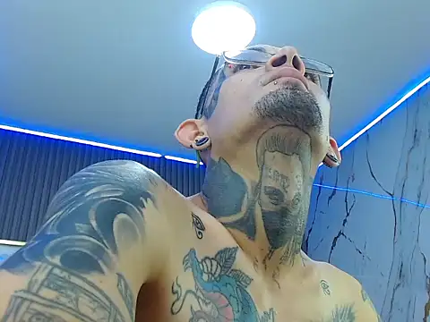 Boy_tatto77 在線直播表演