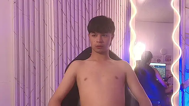 Spark_tay XXX чат на живо