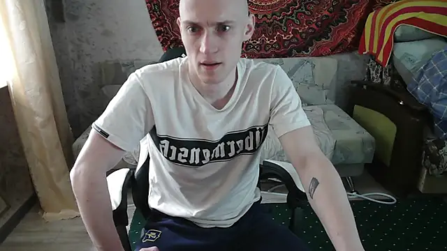 Krieger8841 élő XXX-chatje