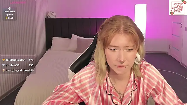 Živý XXX chat Elira_Vane