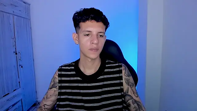 tylerrnova – Naživo XXX chat