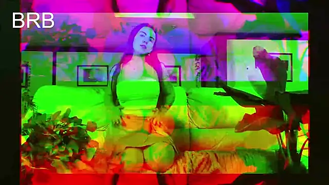 Kirarustle1 élő XXX-chatje
