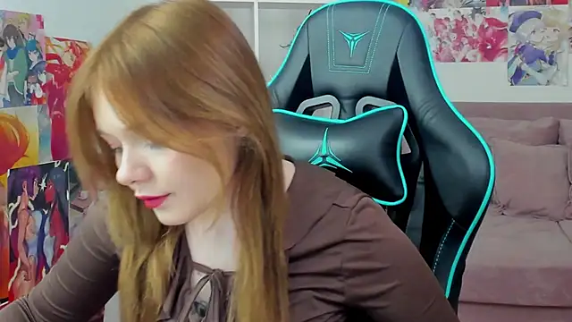 Živý XXX chat ElinaVale