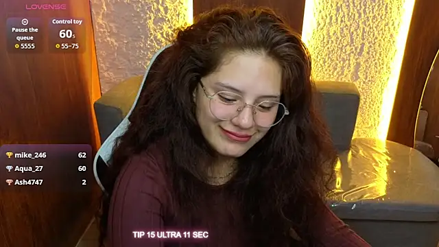 Velvet_Moon_V Live XXX-Chat