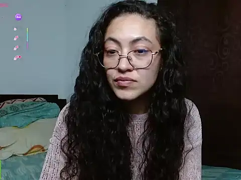 Amitlu_ Adlı Modelin Canlı XXX Sohbeti