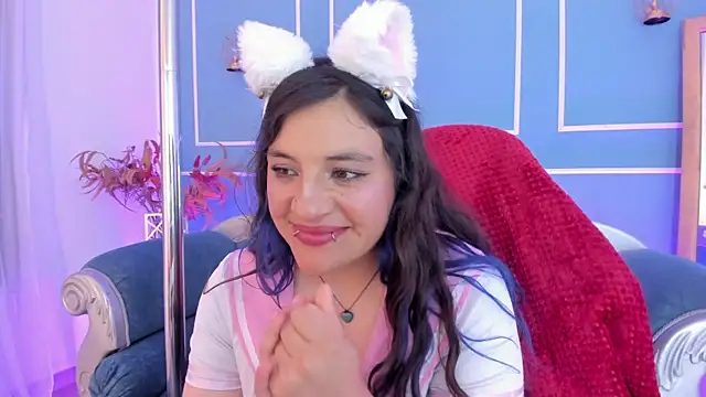 TaraTaylorr Chat XXX in diretta