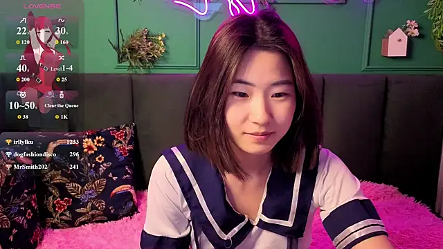 Runi_Asian élő XXX-chatje