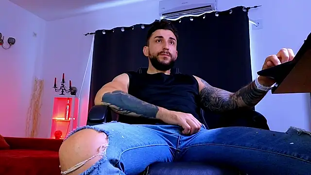 Chat XXX ao vivo de MightyAaron66