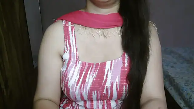 HotNiyathiのライブXXXチャット