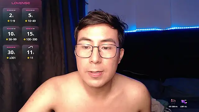 andrewmhilton_ 网络视讯表演