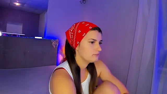 Laura_Leee Chat XXX in diretta