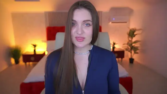 Chat +18 de EmmyCharmm ao vivo