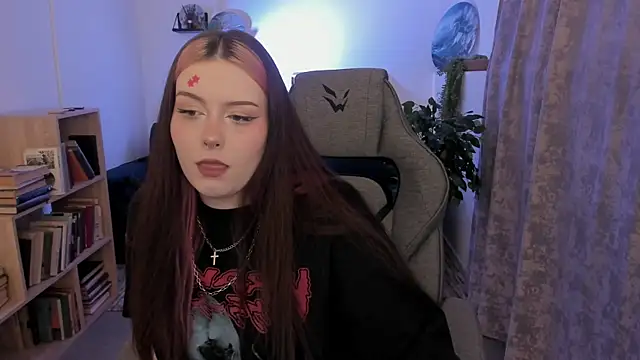 Chat +18 de CoraMiel ao vivo