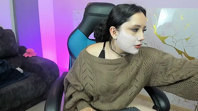 Chat XXX ao vivo de Miiarouse__