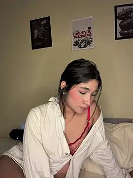 AriBunny18's Live XXX Chat