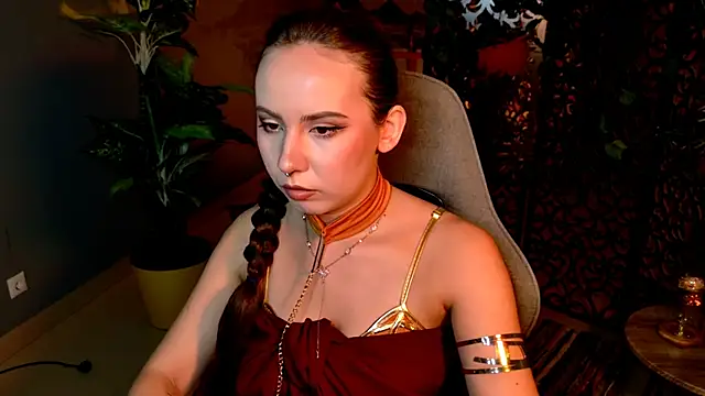 צ'אט XXX בשידור חי של JasmineMilko