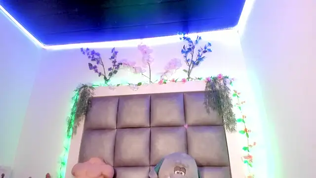 abbiecollins_js 라이브 XXX 채팅