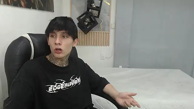Czat XXX na żywo – Cry_thereal