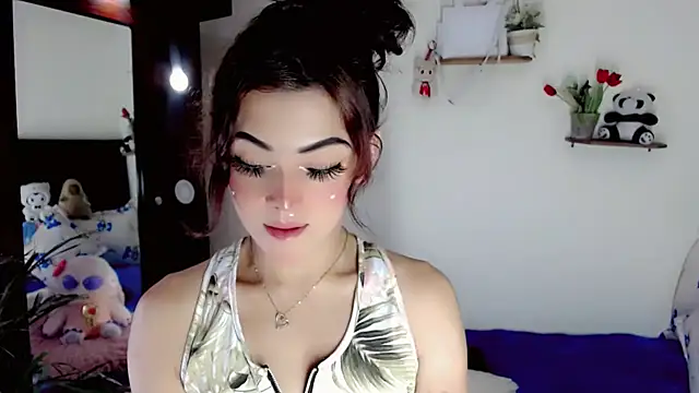 NathalialLooes Chat XXX in diretta