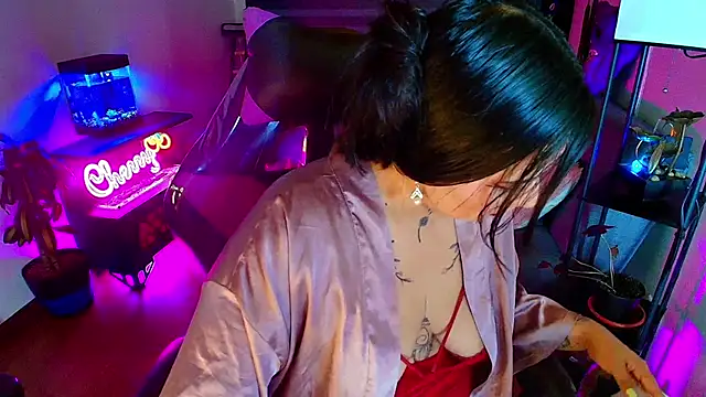 Czat XXX na żywo – cherryy_bombshelll