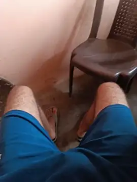 Show modela Desindianbull69 na web-kameri