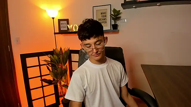 Chat XXX en directo de Patrick_Howland_