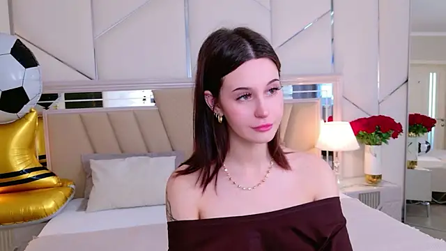 SelenaAlmond's Live XXX Chat