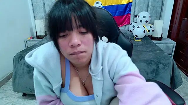 laureentt_'s Live XXX Chat