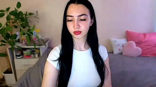 Živý XXX chat WildKittenX_