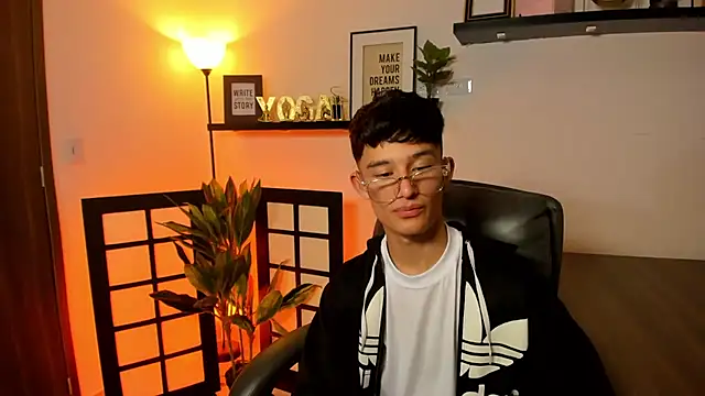 Patrick_Howland_ Chat XXX in diretta