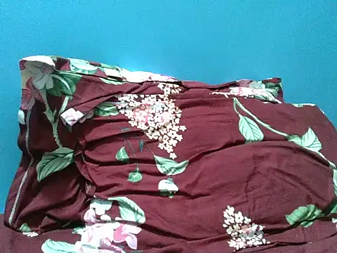 Precumboner XXX чат на живо