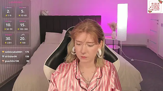 Chat +18 de Elira_Vane ao vivo