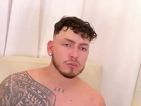 JaxRagnar – Naživo XXX chat