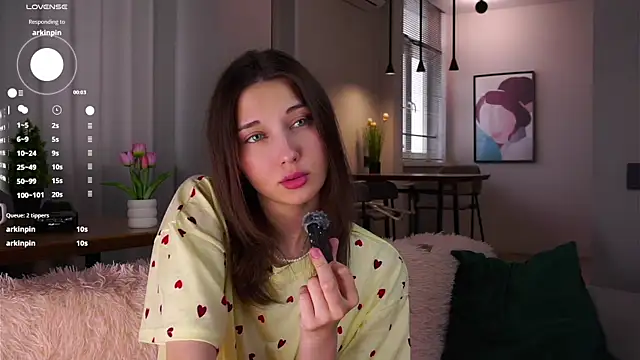 KateCahee Adlı Modelin Canlı XXX Sohbeti