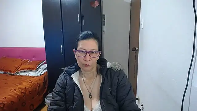 Chat +18 de latin49 ao vivo