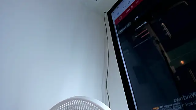 Pit_Ross Live XXX-chat