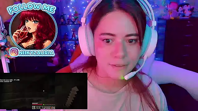 _niiky XXX чат на живо