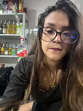 Lilith_Vera élő XXX-chatje