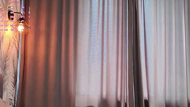 ElvinaRose XXX чат на живо