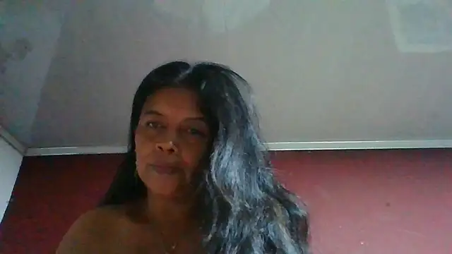 DianaOchoa_ élő XXX-chatje